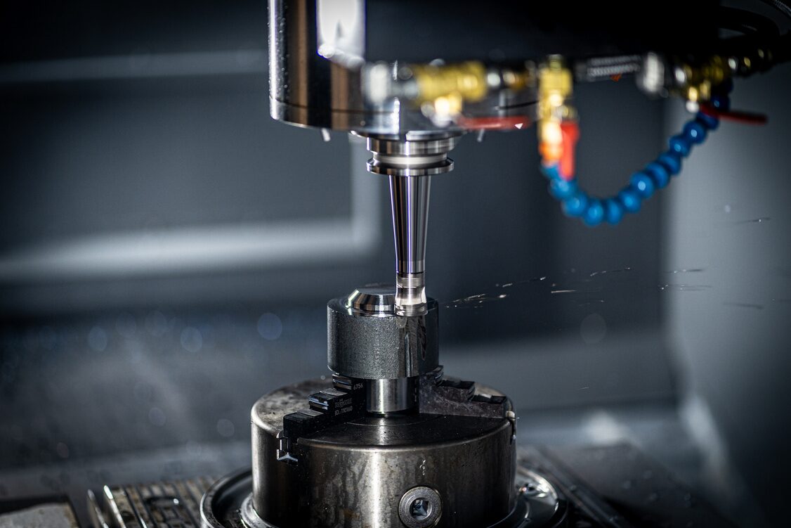 Fresagem CNC de peça metálica